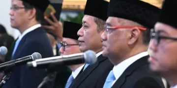 Menguji Kementerian Haji Pertama